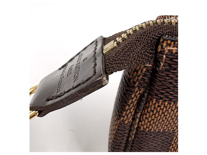 Louis Vuitton Damier Mini Pochette Accessoires - vista 6