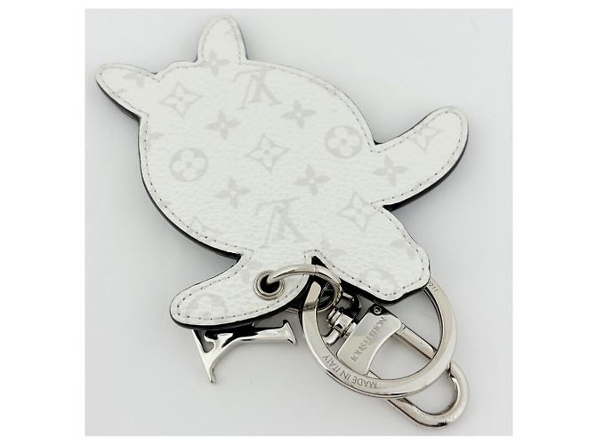 Louis Vuitton Portefeuille LV Turtle Keychain - vista 2