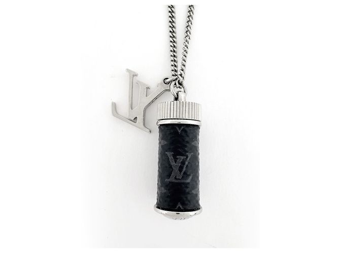 Louis Vuitton Collier Charms Necklace - vista 2