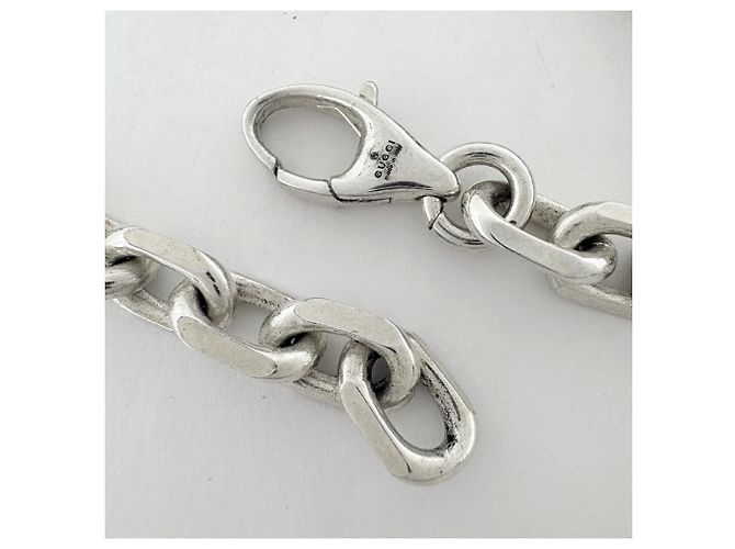 Bracciale con ciondoli Gucci in argento - vista 3