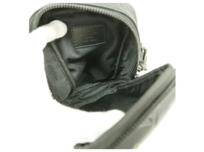 Borsa doppia per telefono Louis Vuitton Monogram Shadow - vista 4
