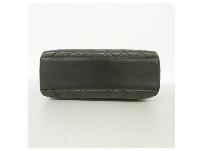 Borsa Chanel Matelassé in pelle d'agnello - vista 3