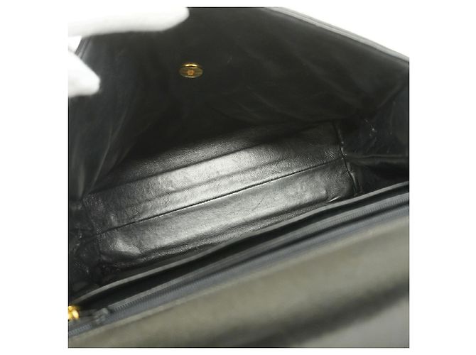 Borsa Chanel Matelassé in pelle d'agnello - vista 4
