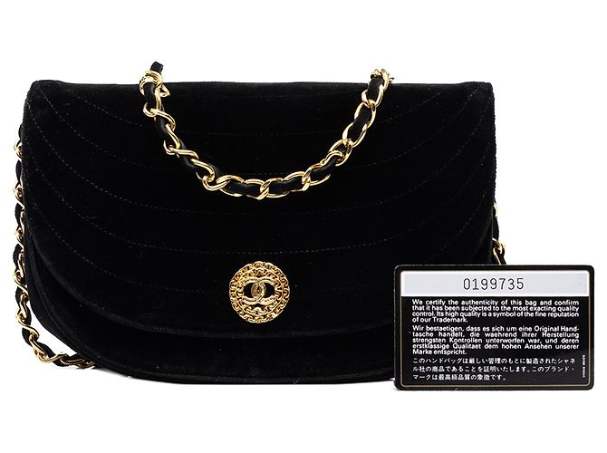 Chanel Black CC Horizontal Quilted Velvet Crescent Flap - vista 7
