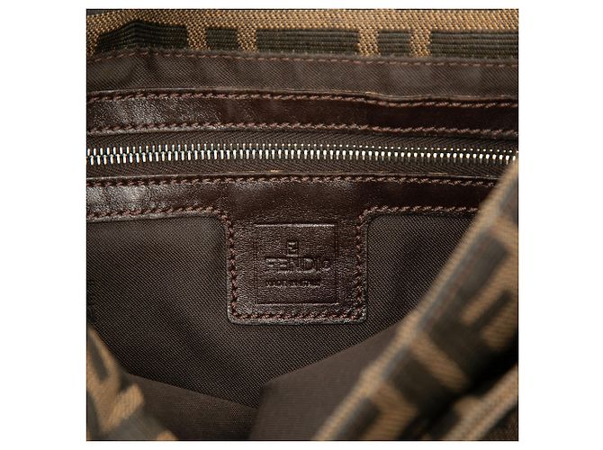 Borsa a tracolla Fendi Brown Zucca Canvas - vista 5