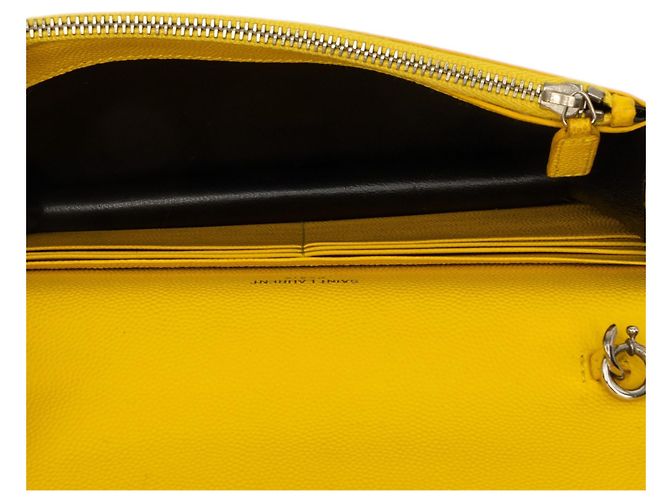 Autre Marque Saint Laurent Portafoglio con catena Kate Tassel Monogram in Grain de Poudre Giallo - vista 4