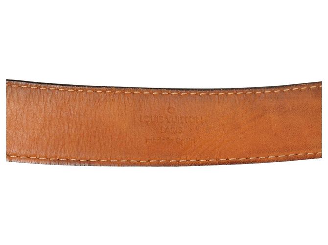 Cintura Louis Vuitton Black Epi LV Initiales - vista 8