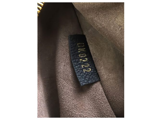 Louis Vuitton Black Sofia Coppola Veau Cachemire SC MM - vista 13
