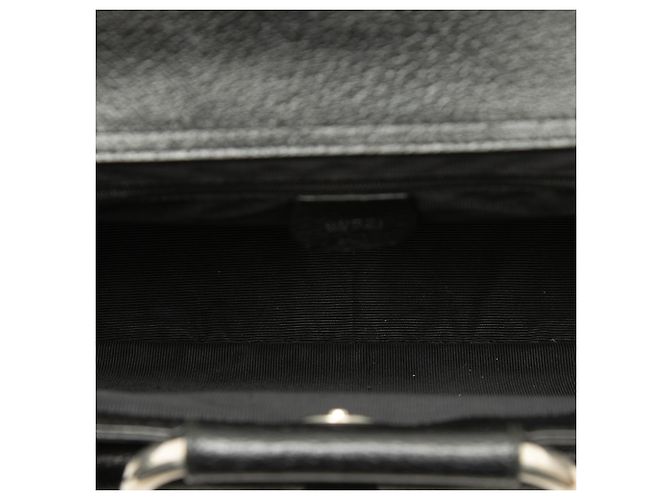 Borsa Gucci Medium in pelle di maiale nera con anello in metallo - vista 4
