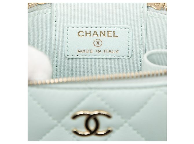 Chanel Blue Mini CC Quilted Lambskin Top Handle Vanity Case With Chain - vista 5