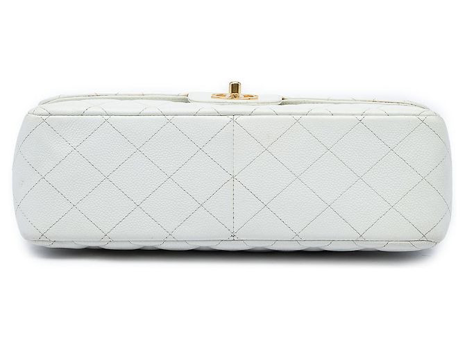 Chanel White Jumbo Classic Caviar Double Flap - vista 3