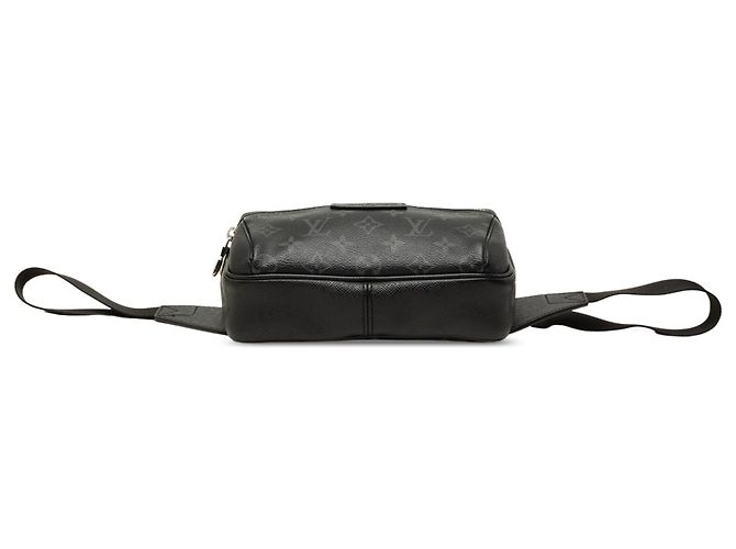 Bumbag Riñera Louis Vuitton Black Monogram Eclipse Taigarama Outdoor - vista 3