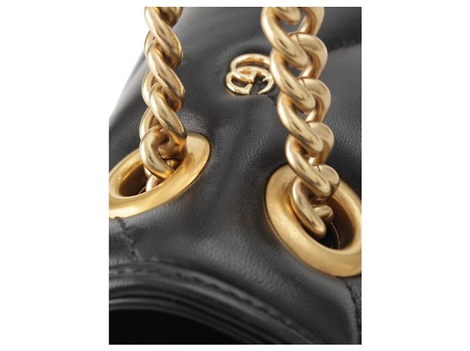 Borsa a tracolla Gucci Black Medium GG Marmont in pelle matelassé con borchie GG - vista 13