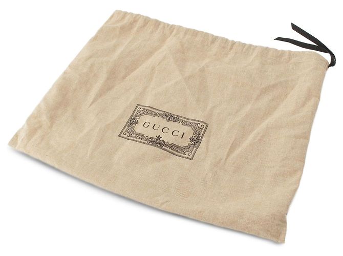 Borsa a tracolla Gucci Black Medium GG Marmont in pelle matelassé con borchie GG - vista 6