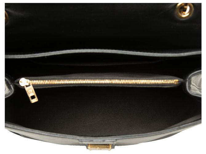 Louis Vuitton Black Monogram Very One Handle - vista 4