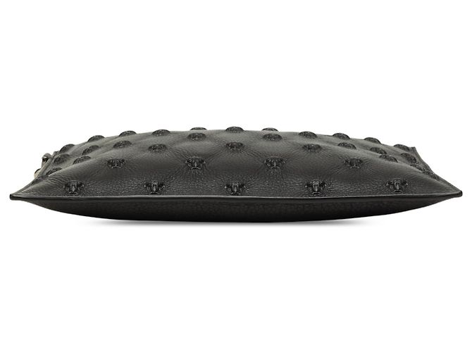 Pochette da polso Versace in pelle embossed nera Medusa - vista 3
