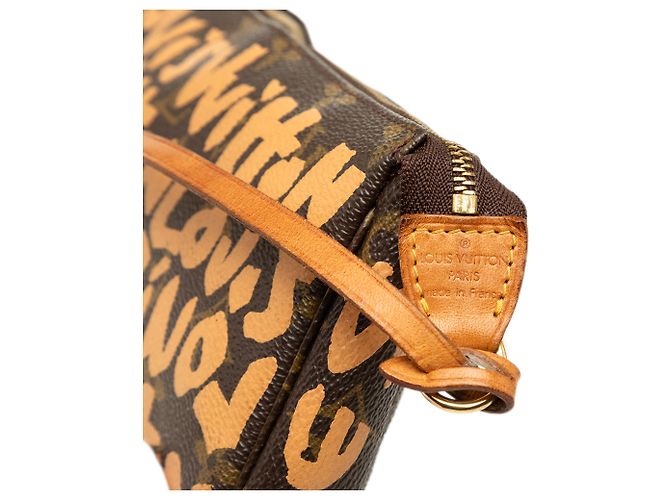 Louis Vuitton Brown Stephen Sprouse Monogram Graffiti Pochette Accessoires - vista 5