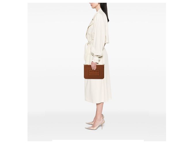 Louis Vuitton Pochette Neverfull MM in pelle di vitello Inside Out Marrone - vista 6