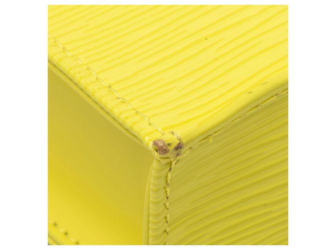 Louis Vuitton Yellow Epi Petit Sac Plat - vista 7