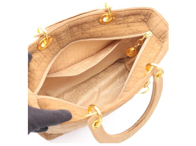 Borsa Tote Large Cannage Lady Dior di Christian Dior - vista 3
