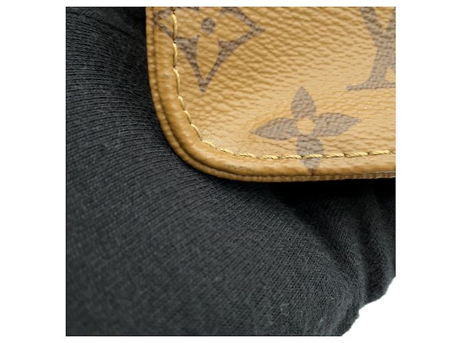 Borsa a tracolla Louis Vuitton Monogram Reverse Giant OnTheGo GM - vista 12