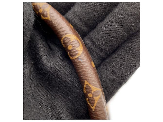 Borsa a tracolla Louis Vuitton Monogram Reverse Giant OnTheGo GM - vista 13