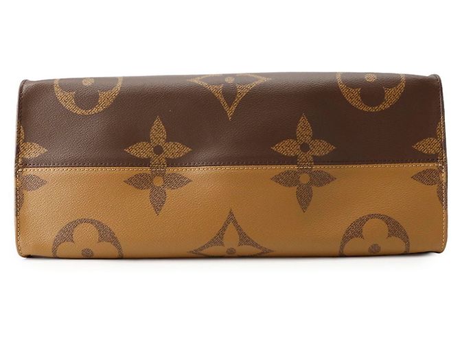 Borsa a tracolla Louis Vuitton Monogram Reverse Giant OnTheGo GM - vista 3
