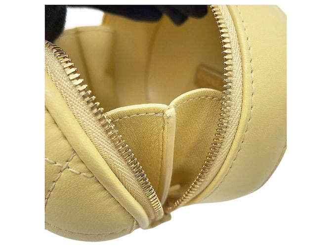 Borsa a tracolla Chanel Matelassé con catena - vista 10