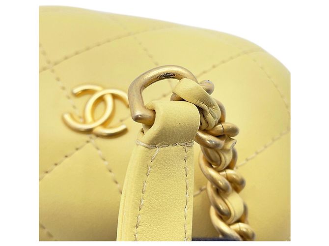 Borsa a tracolla Chanel Matelassé con catena - vista 14