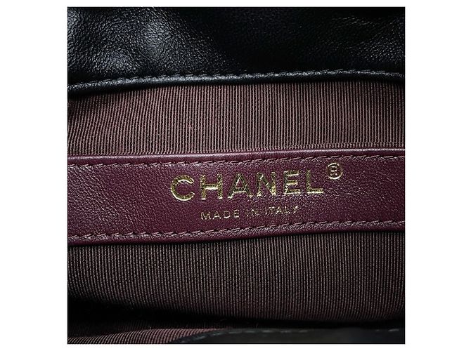 Borsa a tracolla con catena Chanel in pelle d'agnello - vista 14