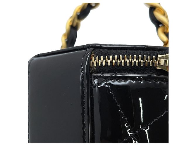 Borsa a tracolla con catena Chanel in pelle verniciata nera - vista 8
