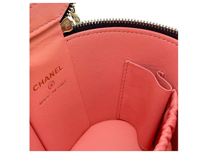 Borsa a tracolla con catena Chanel in pelle verniciata nera - vista 9