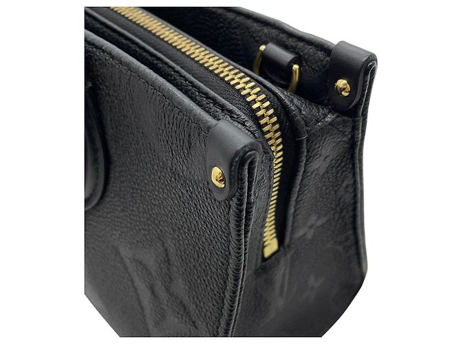 Borsa Louis Vuitton Monogram Empreinte OnTheGo EW - vista 10
