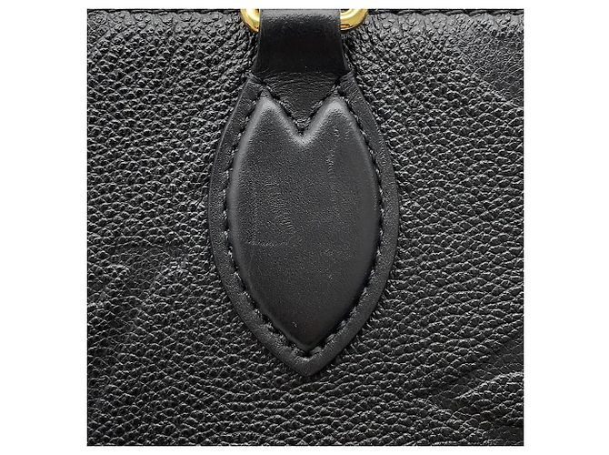 Borsa Louis Vuitton Monogram Empreinte OnTheGo EW - vista 11