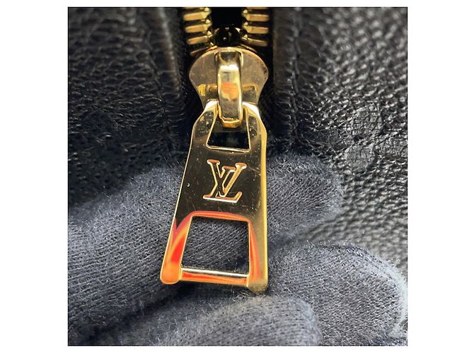 Borsa Louis Vuitton Monogram Empreinte OnTheGo EW - vista 12
