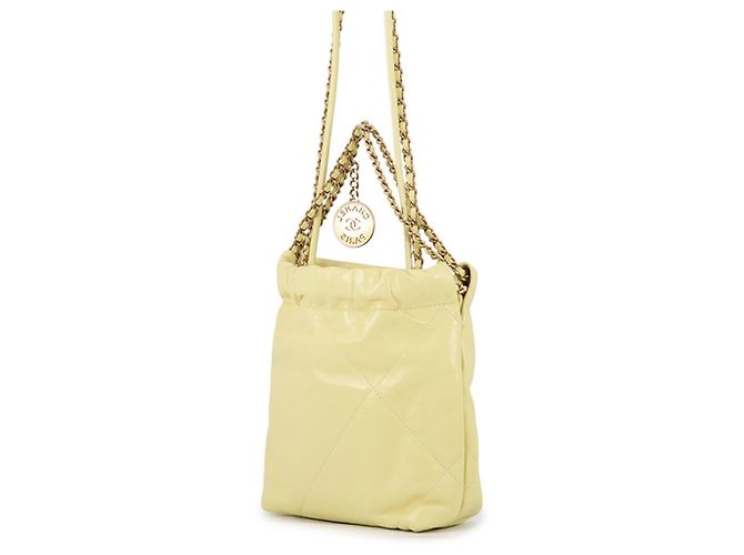 Borsa a mano Chanel 22 Mini Coco Mark in pelle di vitello lucida - vista 2
