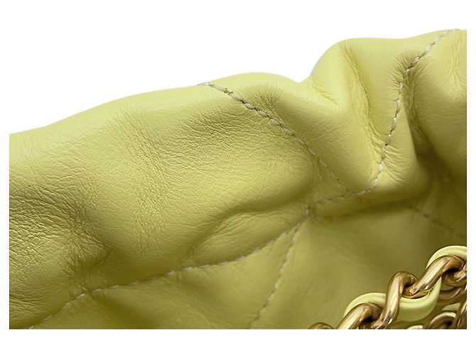 Borsa a mano Chanel 22 Mini Coco Mark in pelle di vitello lucida - vista 9