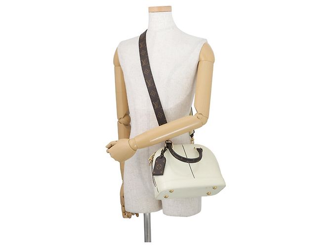 Borsa Louis Vuitton Alma BB Monogram Vernis - vista 5