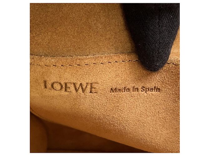 Loewe Amazona 180 Picca Borsa a Mano in Pelle - vista 18