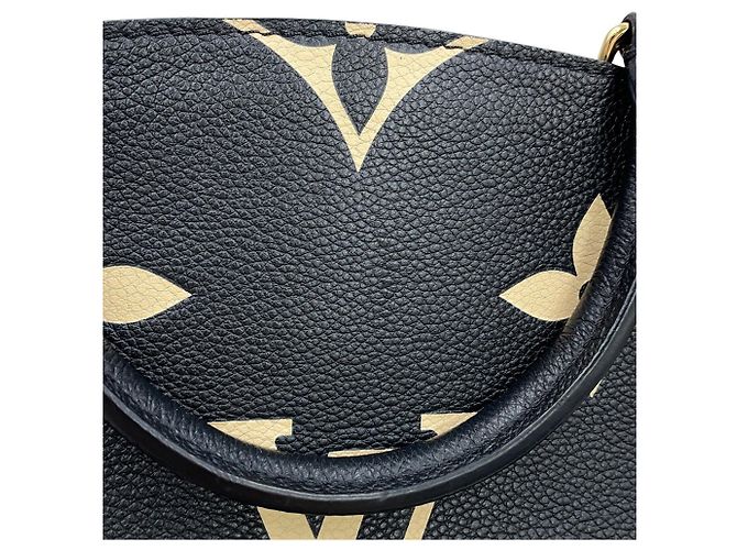 Borsa Louis Vuitton Bicolor Monogram Empreinte Petit Palais PM - vista 12