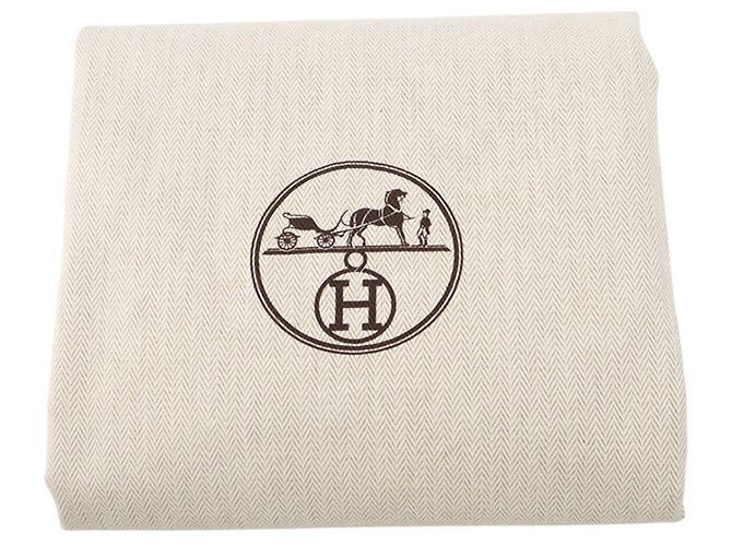 Hermès Borsa Tote Hermes Garden PM in Navy Black - vista 15