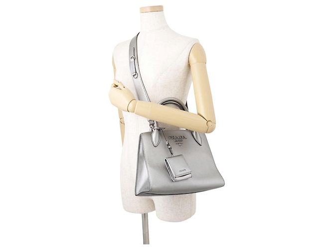 Borsa Prada in pelle argento - vista 5
