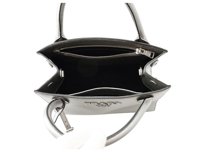 Borsa Prada in pelle argento - vista 6