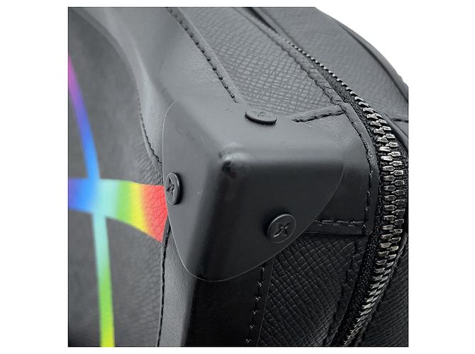 Borsa a tracolla Louis Vuitton Taiga Soft Trunk - vista 9