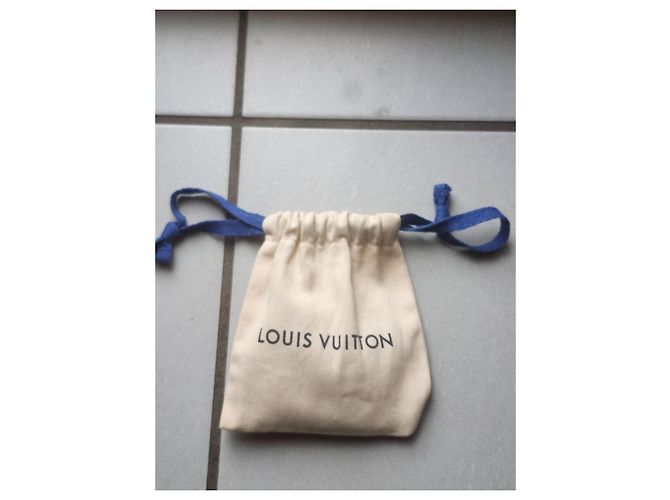 Louis Vuitton Portachiavi Charm in Pelle Arancione - vista 8
