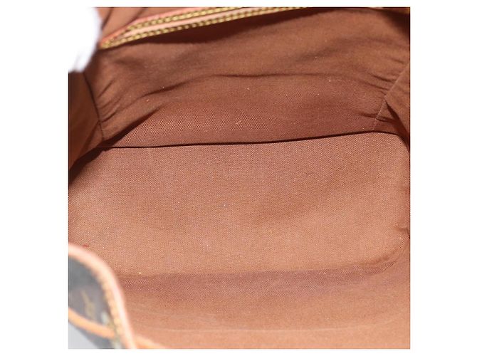 Louis Vuitton Vintage Montsouris Monogram Canvas MM - view 5