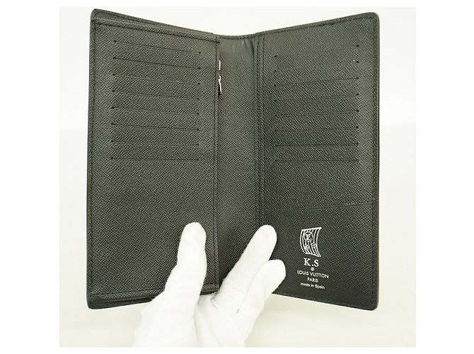 Cartera larga Louis Vuitton de piel Epi - Noir - vista 3