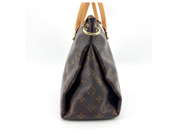 Louis Vuitton Pallas Monogram Canvas with Leather MM - vista 3