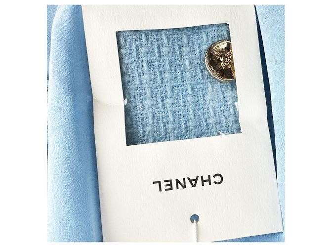 Chanel Tweed Jacket in Light Blue Wool - view 5