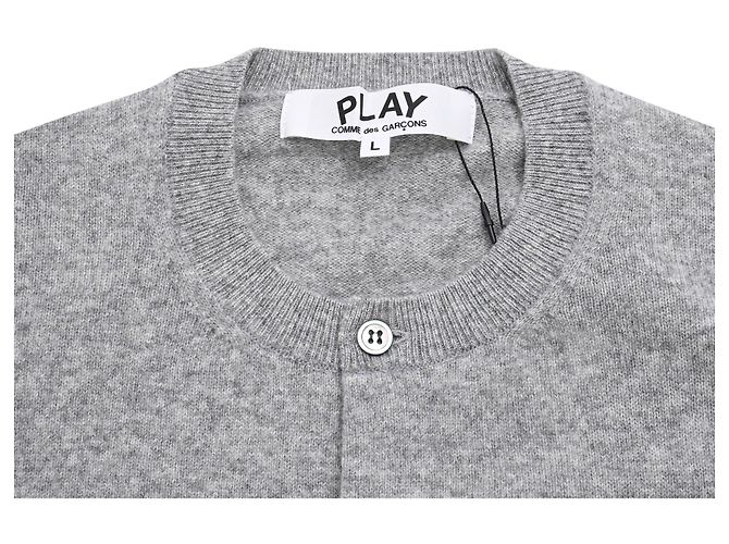 Comme Des Garcons Comme Des Garçons Play Logo-Patch Cardigan aus grauer Wolle - Ansicht 5